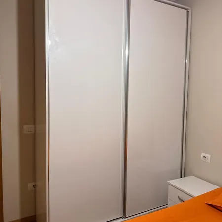 شقة Cozy Shkembi Kavajes *
